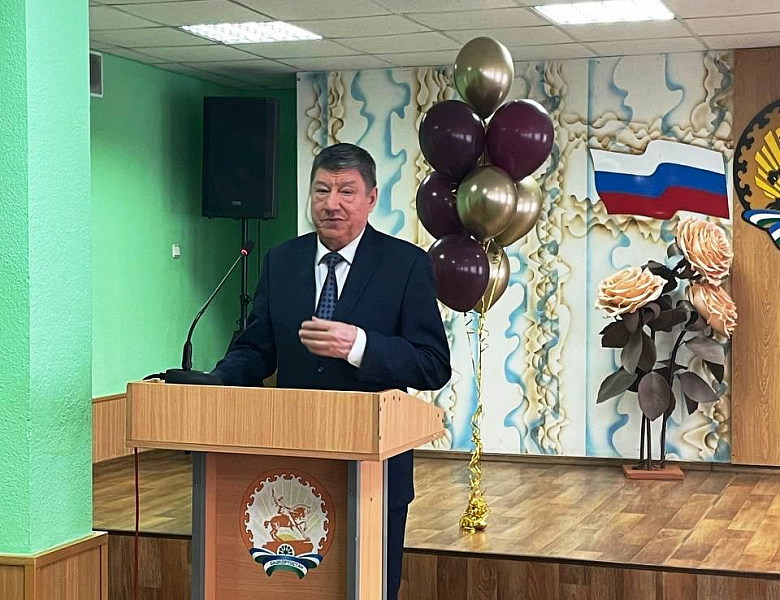 Поздравление директора колледжа с 23 февраля